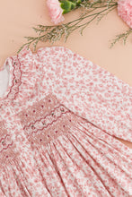 將圖片載入圖庫檢視器 Adeline, smocked dress, in Old rose garden print