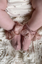 將圖片載入圖庫檢視器 Frill Ankle Sock - Mauve Shadow