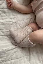 將圖片載入圖庫檢視器 Emily Pointelle Socks - Luna