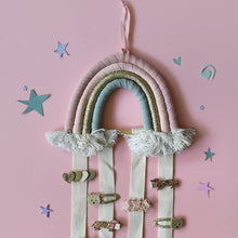 將圖片載入圖庫檢視器 Rainbow Drops Clip Hanger