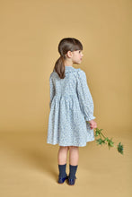 將圖片載入圖庫檢視器 Adeline, smocked dress, in Blue garden print