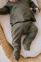 將圖片載入圖庫檢視器 Organic Cotton Footed Pant - Tiny Dots Olive
