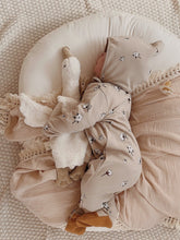 將圖片載入圖庫檢視器 Cottonfield Suit with contrast feet