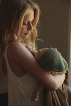 將圖片載入圖庫檢視器 BEANIE NEWBORN ARTICHOKE