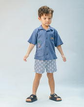 將圖片載入圖庫檢視器 Gingersnaps Tommy waffle knit button-down shirt with playful monkey embroidery, soft fabric, long sleeves, and classic collar.