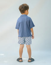 將圖片載入圖庫檢視器 Gingersnaps Tommy waffle knits button-down shirt with playful monkey embroidery, back view showcasing fabric texture and design details.