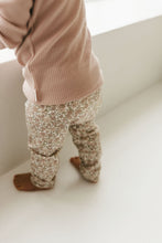 Load image into Gallery viewer, Organic Cotton Legging - Chloe Floral Tofu