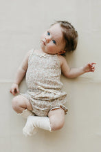 將圖片載入圖庫檢視器 Organic Cotton Bridget Singlet Bodysuit - Chloe Floral Tofu