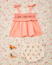 將圖片載入圖庫檢視器 Peony gingham scalloped smocked strapless top
