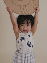 Load image into Gallery viewer, Capri Undyed Cotton Vest