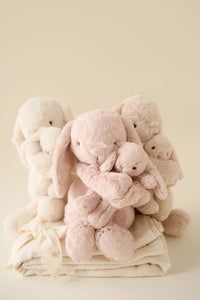 Snuggle Bunnies - Frankie the Hugging Bunny - Blush