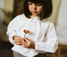 Load image into Gallery viewer, Embroidered Wendy blouse organic - off-white cotton