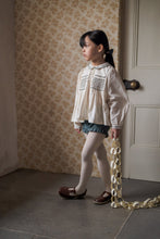 將圖片載入圖庫檢視器 Gracie Smocked Blouse