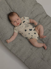 將圖片載入圖庫檢視器 Capri Undyed Cotton Short Sleeve Bodysuit