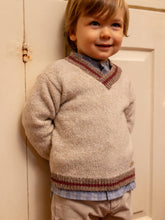 將圖片載入圖庫檢視器 V-neck knitted jumper striped detail
