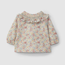 將圖片載入圖庫檢視器 Floral blouse with smocking