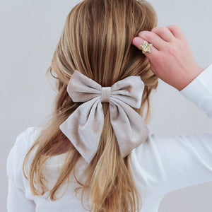 Agnes oversize bow pack