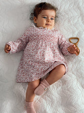 Load image into Gallery viewer, Floral dress with smocking
