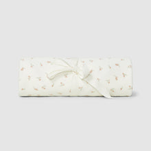 Load image into Gallery viewer, Blanket in floral print velvet