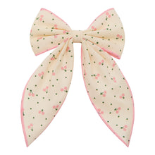 將圖片載入圖庫檢視器 Cherry print bow