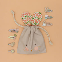 Load image into Gallery viewer, Pink bunny and chick mini clic clacs headband from MIMI &amp; LULA with Easter-themed design and playful accents.