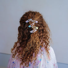Load image into Gallery viewer, Teeny heart mini hair clips