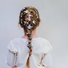 將圖片載入圖庫檢視器 Sparkle angel salon hair clips