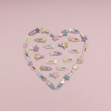 Load image into Gallery viewer, Teeny heart mini clic clacs - LittleBae.