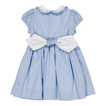 將圖片載入圖庫檢視器 Kidiwi Héloïse smocked dress in cornflower blue poplin fabric, featuring a classic, elegant design and ruffled details.