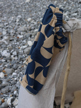 Load image into Gallery viewer, Azulejos Traveller Pants