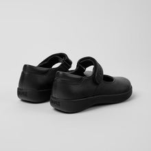 Load image into Gallery viewer, Pair of black shoes on a light gray background
