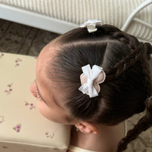 Load image into Gallery viewer, Pigtail Clips | Bow Hearts - Creme