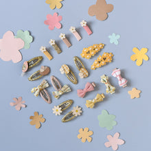 將圖片載入圖庫檢視器 Petal Twisty Bow Clips - LittleBae.
