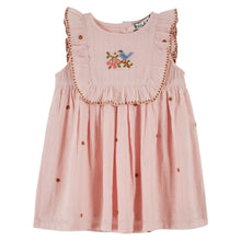 將圖片載入圖庫檢視器 Pink dress with embroidered neckline on a white background