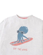 將圖片載入圖庫檢視器 Gingersnaps Oruo Surfing Octopus graphic tee, relaxed-fit top with ocean-inspired octopus design, casual and stylish for everyday wear.