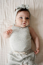 將圖片載入圖庫檢視器 Organic Cotton Bridget Singlet Bodysuit - Rosalie Fields Bluefox