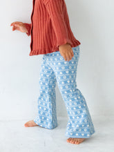將圖片載入圖庫檢視器 Flower heart pants - Blue-ivory