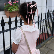 將圖片載入圖庫檢視器 Very Cutesy Long Bow Clips
