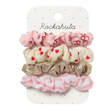 將圖片載入圖庫檢視器 Cutesy Bow Scrunchie Set