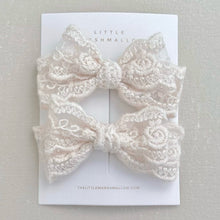 Load image into Gallery viewer, LACE PIGTAIL SET // PRIMROSE