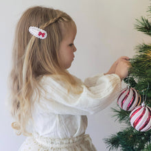 Load image into Gallery viewer, Scallop Snap Clip | Red Bow