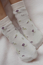 將圖片載入圖庫檢視器 Jacquard Floral Sock - Lauren Floral Pink Tint