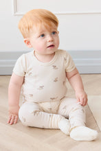 將圖片載入圖庫檢視器 Organic Cotton Hudson Short Sleeve Bodysuit - Sasha Puppy Tofu