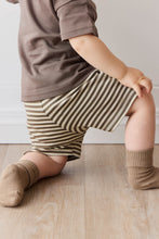 將圖片載入圖庫檢視器 Pima Cotton Marley Short - Narrow Stripe Brownie/Biscuit