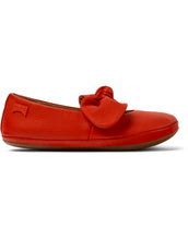 將圖片載入圖庫檢視器 Right - Red Leather Ballerina for Kids.