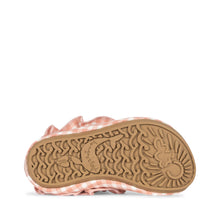 Load image into Gallery viewer, fresia swim shoes - mellow rose