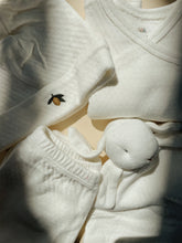 Load image into Gallery viewer, sui maternity package - pure white