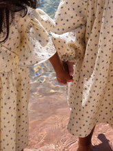 Load image into Gallery viewer, bitsy wrap dress - point bleu