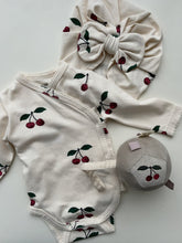 Load image into Gallery viewer, basic ls newborn body - ma grande cerise