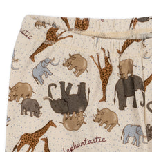 Load image into Gallery viewer, sleepy pyjamas - elephantastic